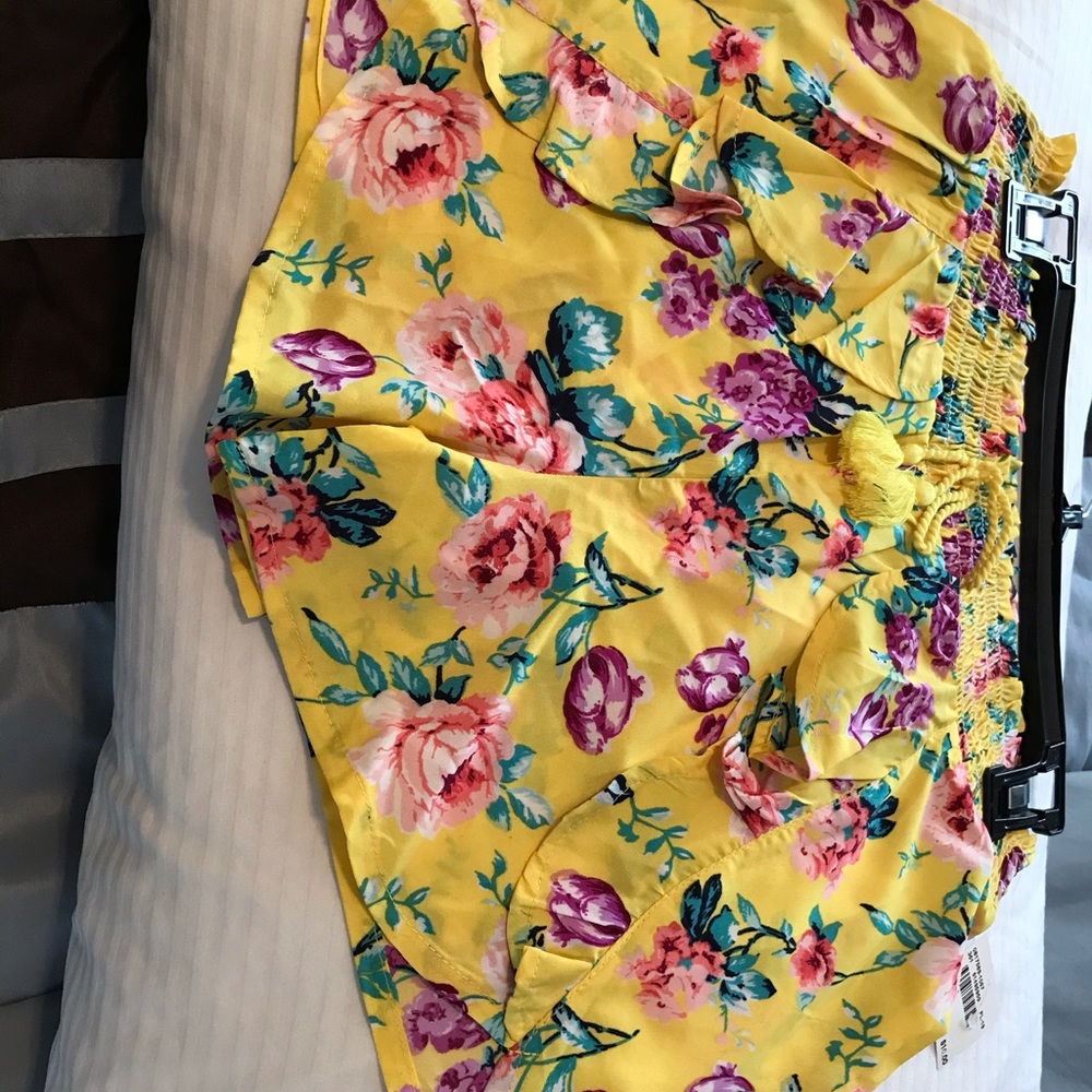 Real Love girl’s shorts‎ - Picture 2 of 5